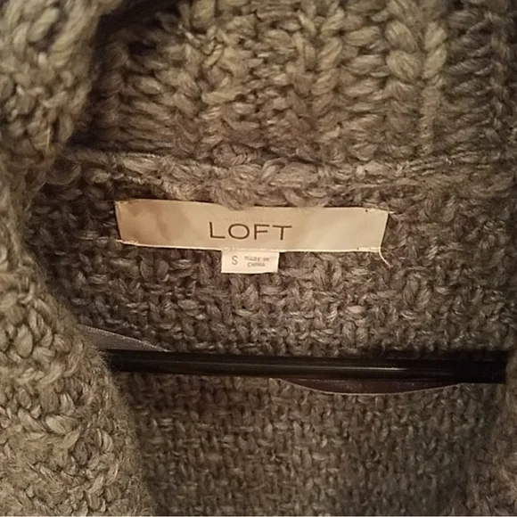 Wool cardigan - Picture 2 of 4